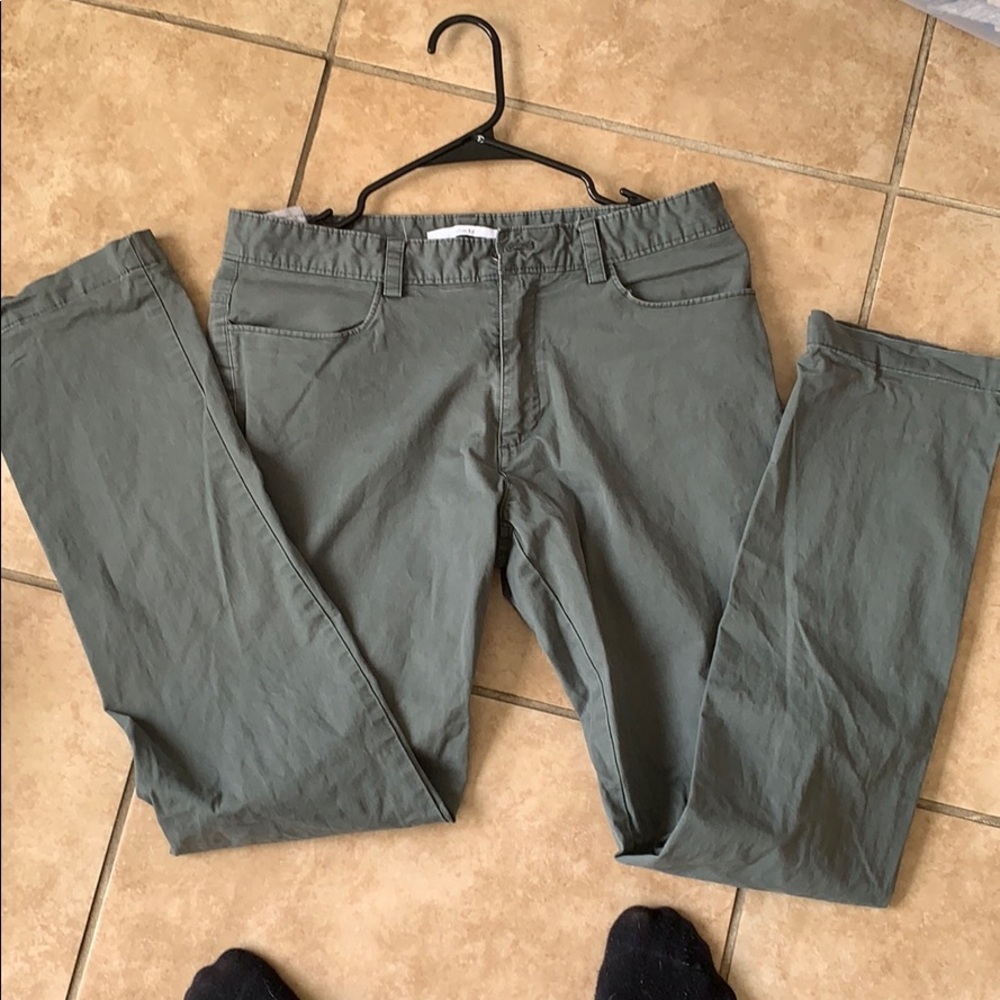Calvin klein 30x32 chinos